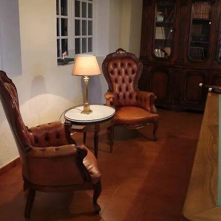 Bed & Breakfast La Demeure De L'arche 4*
