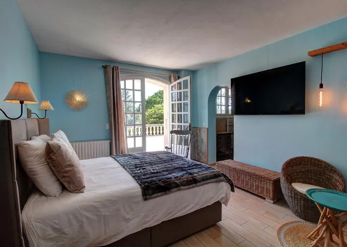 Bed & Breakfast La Demeure De L'arche Saint-Christol-lès-Alès
