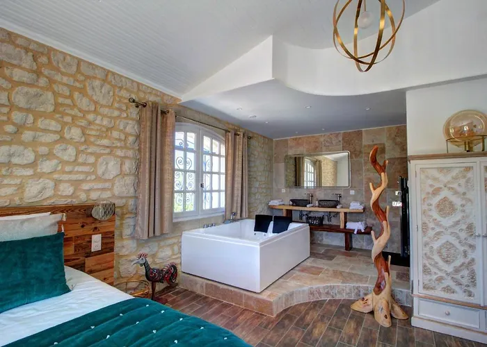 La Demeure De L'arche فندق مبيت وإفطار Saint-Christol-lès-Alès