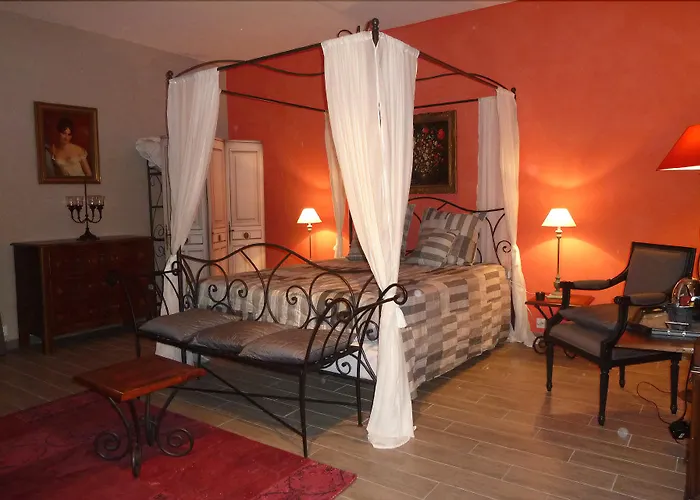 La Demeure De L'arche Bed & Breakfast