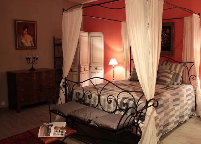 Bed & Breakfast La Demeure De L'arche Saint-Christol-lès-Alès